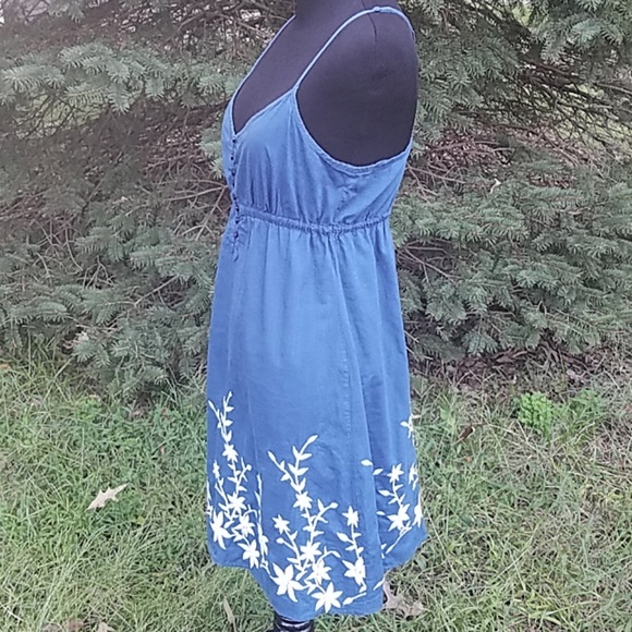 Dress by Aeropostale - Picture 4 of 8